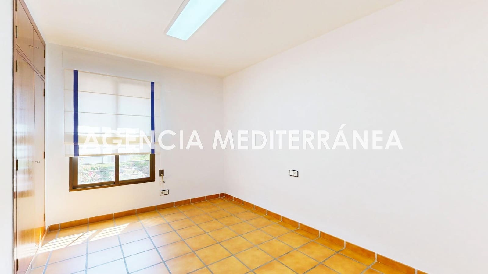 5 bedroom Villa for sale in La Canada with pool garage - € 1,095,000 (Ref: 9985039)
