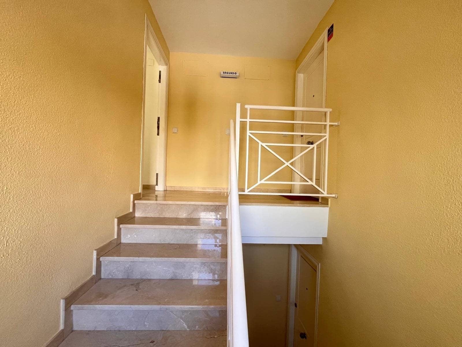 3 soveværelse Penthouse til salg i Denia med swimmingpool - € 340.000 (Ref: 9986944)