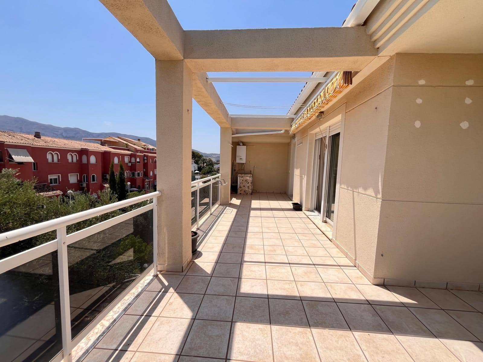 3 soveværelse Penthouse til salg i Denia med swimmingpool - € 340.000 (Ref: 9986944)