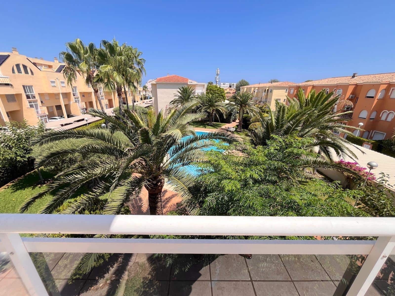 3 soveværelse Penthouse til salg i Denia med swimmingpool - € 340.000 (Ref: 9986944)