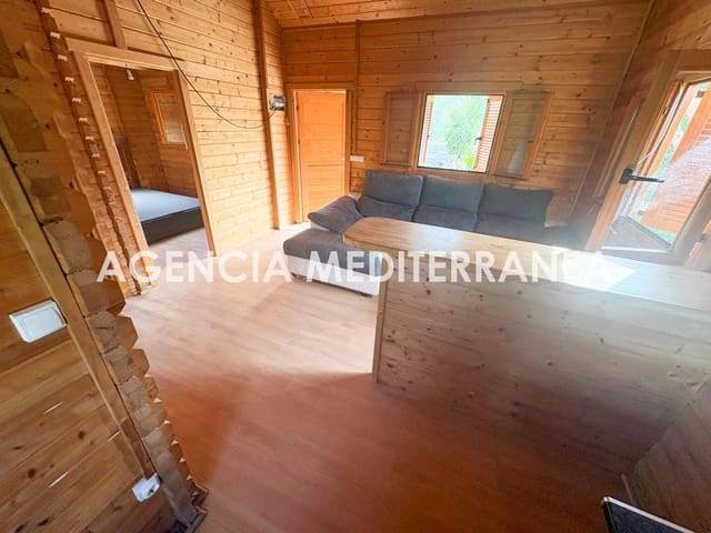 3 bedroom Finca/Country House for sale in Casinos with garage - € 60,000 (Ref: 9990790)