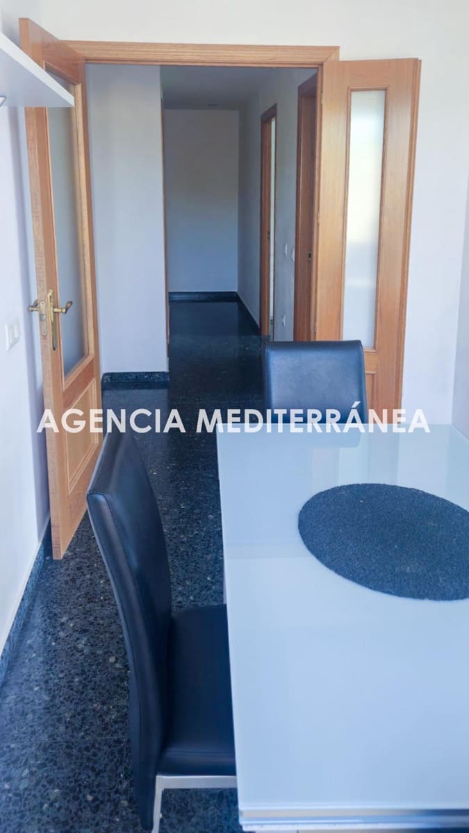 3 sypialnia Penthouse do wynajęcia w Burjassot z garażem - 1 300 € (Ref: 9990791)
