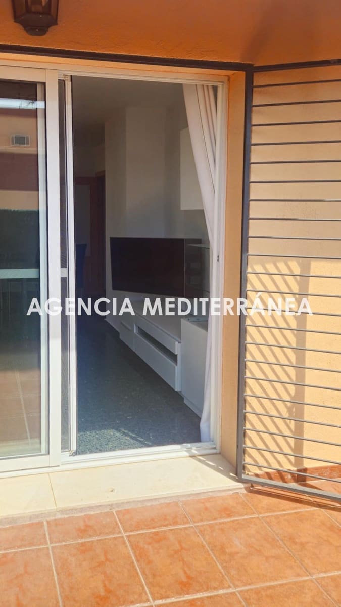 3 sypialnia Penthouse do wynajęcia w Burjassot z garażem - 1 300 € (Ref: 9990791)