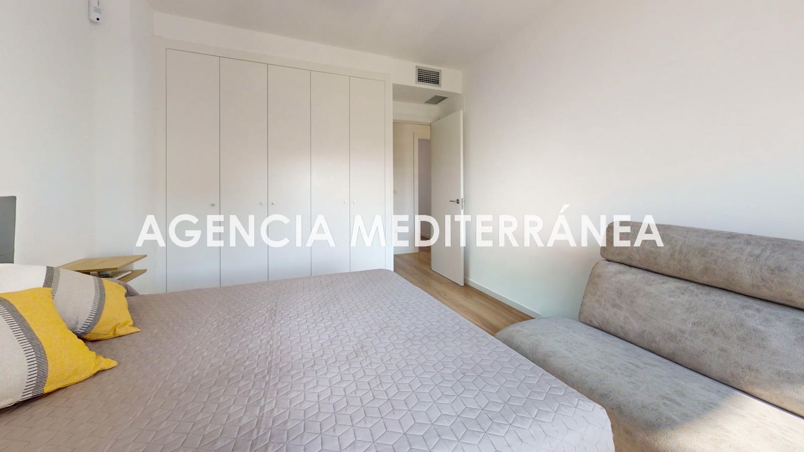 3 soverom Penthouse til salgs i La Pobla de Farnals med svømmebasseng garasje - € 470 000 (Ref: 9994321)