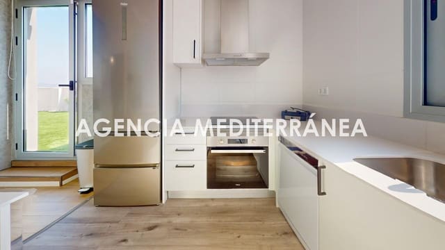 3 quarto Penthouse para venda em La Pobla de Farnals com piscina garagem - 470 000 € (Ref: 9994321)