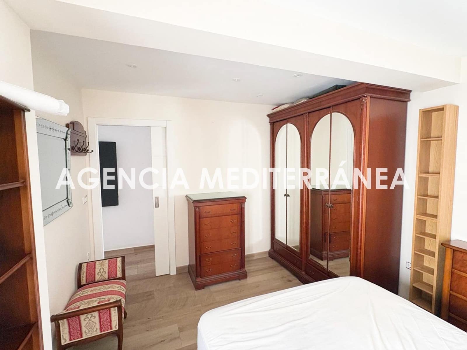 2 Zimmer Wohnung zu vermieten in Valencia Stadt - 1.350 € (Ref: 9999672)