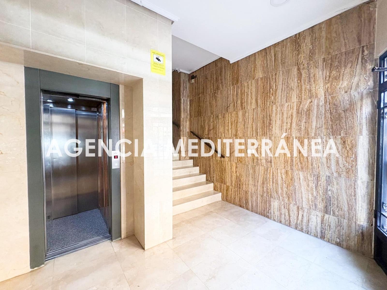 2 Zimmer Wohnung zu vermieten in Valencia Stadt - 1.350 € (Ref: 9999672)