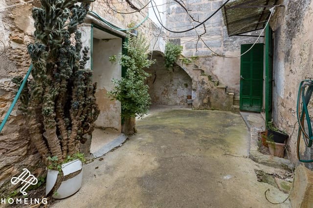 4 bedroom Townhouse for sale in Costitx - € 550,000 (Ref: 10020356)