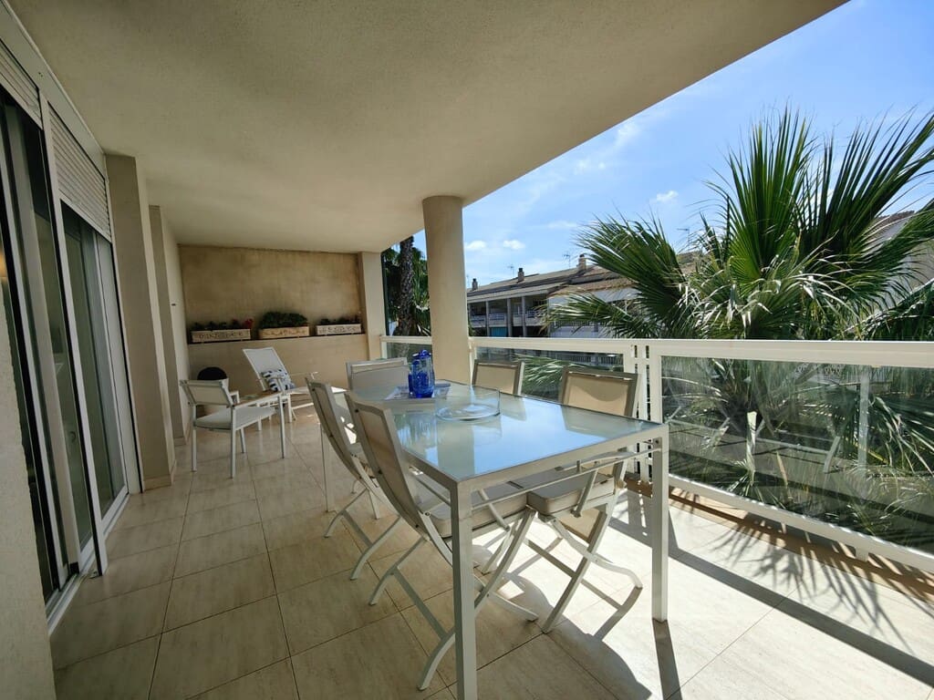 4 bedroom Penthouse for rent in Colonia de Sant Jordi with garage - € 1,800 (Ref: 10031618)