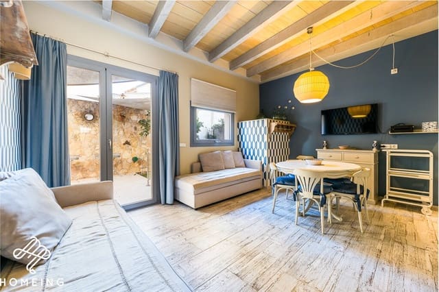4 makuuhuone Omakotitalo myytävänä paikassa Llucmajor mukana 
autotalli - 575 000 € (Ref: 10031619)
