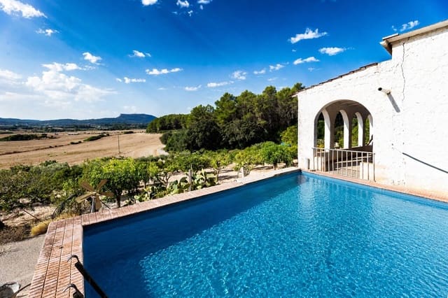 2 bedroom Finca/Country House for sale in Algaida with pool - € 1,065,000 (Ref: 10031620)