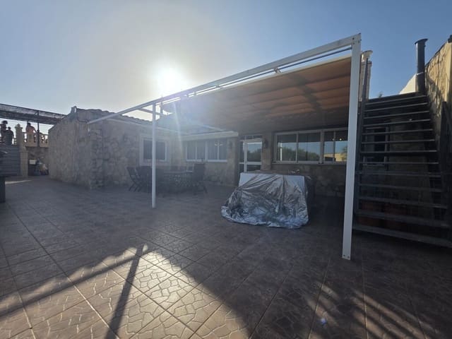 4 slaapkamer Halfvrijstaande villa te huur in Binissalem met zwembad garage - € 2.500 (Ref: 10063930)