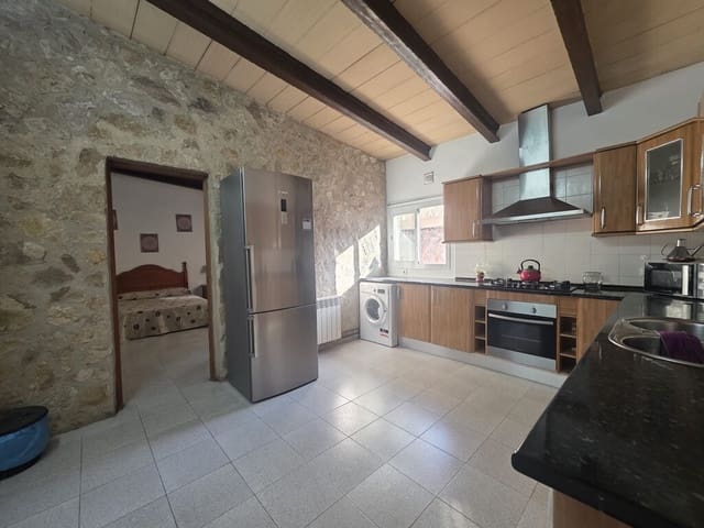 4 slaapkamer Halfvrijstaande villa te huur in Binissalem met zwembad garage - € 2.500 (Ref: 10063930)