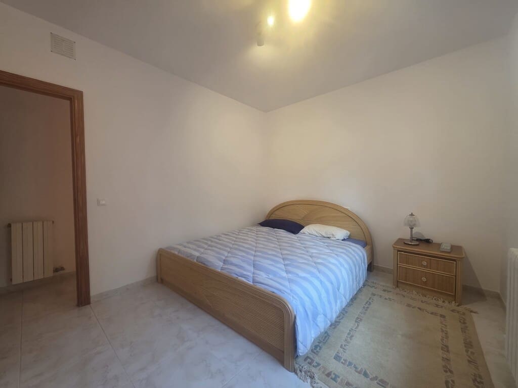 Villa/Maison de 4 chambres à louer à Badia Gran avec piscine garage - 3 000 € (Ref: 10115532)