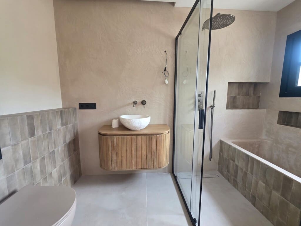 3 bedroom Finca/Country House for rent in Llucmajor with pool - € 3,250 (Ref: 9968451)