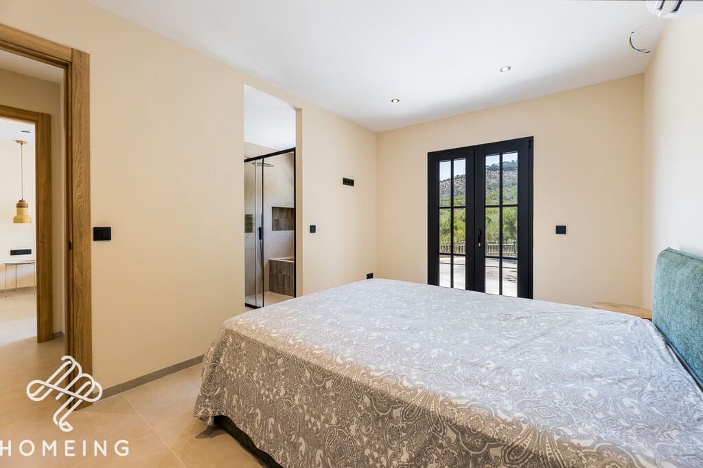Finca/Maison de Campagne de 3 chambres à louer à Llucmajor avec piscine - 3 250 € (Ref: 9968451)
