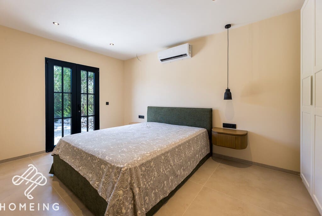 Finca/Maison de Campagne de 3 chambres à louer à Llucmajor avec piscine - 3 250 € (Ref: 9968451)