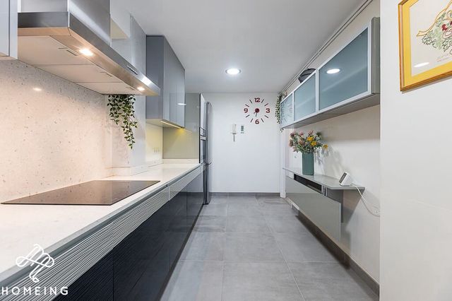 4 soveværelse Lejlighed til salg i Palma de Mallorca med garage - € 496.000 (Ref: 9968452)