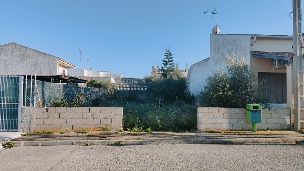 Building Plot for sale in Llucmajor - € 220,000 (Ref: 9968459)