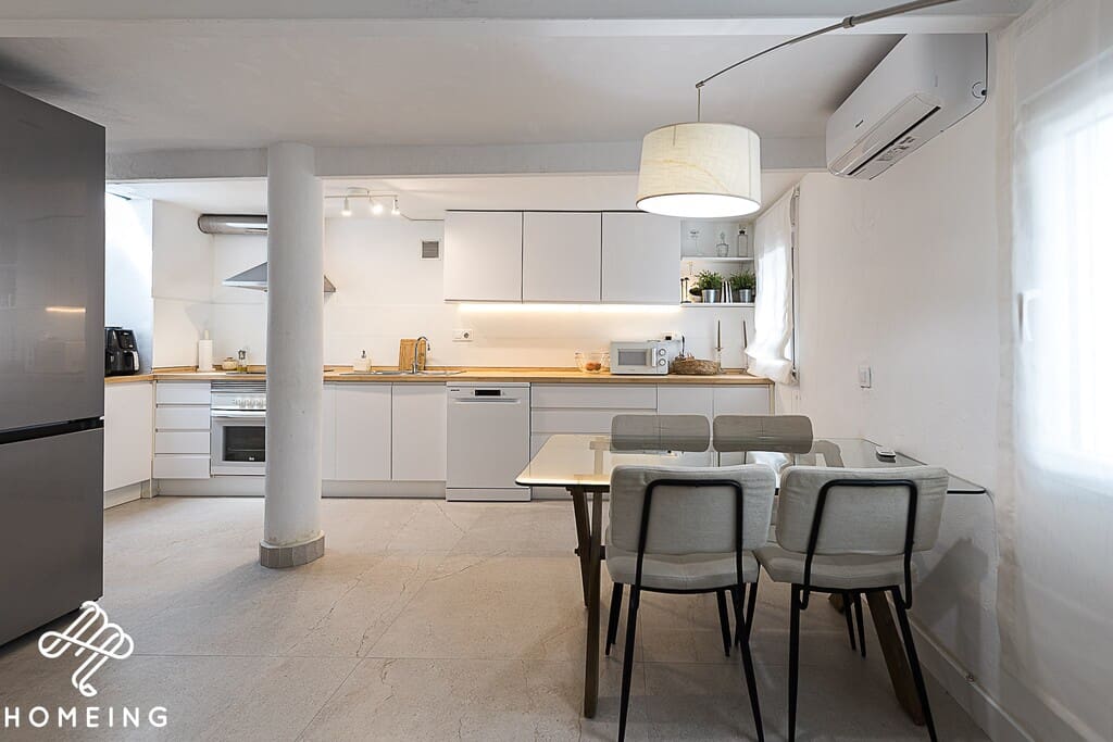 5 slaapkamer Huis te koop in Genova met garage - € 849.000 (Ref: 9968463)