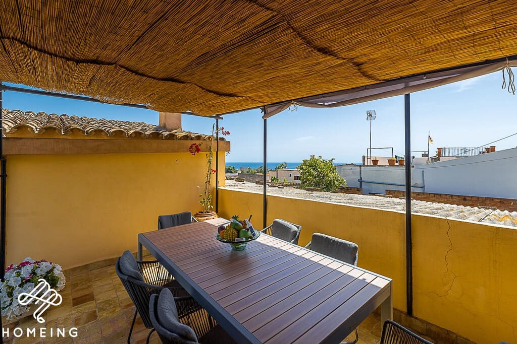 5 slaapkamer Huis te koop in Genova met garage - € 849.000 (Ref: 9968463)
