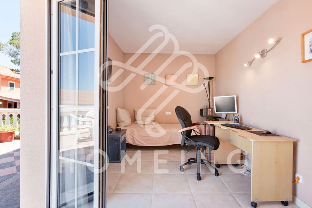 Chalet de 3 habitaciones en Tolleric en venta con piscina - 1.200.000 € (Ref: 9968465)