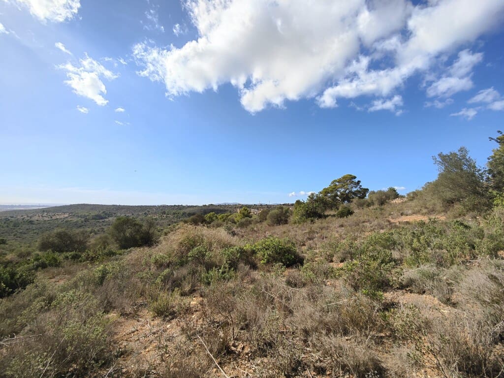 Building Plot for sale in Puntiro - € 450,000 (Ref: 9968469)