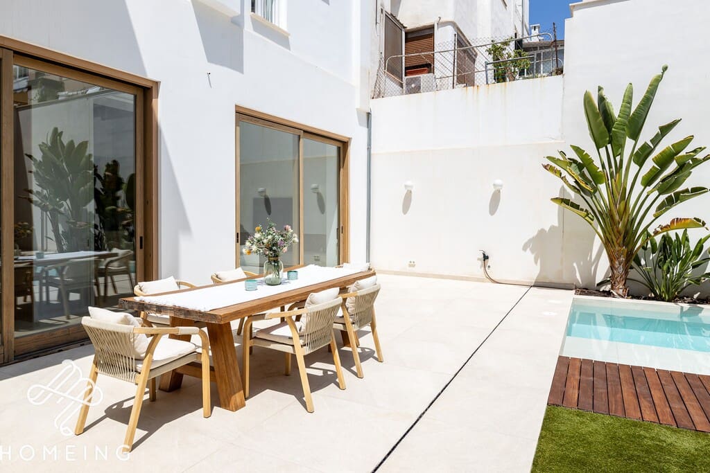 2 sovrum Lägenhet till salu i Palma de Mallorca med pool - 1 400 000 € (Ref: 9996753)
