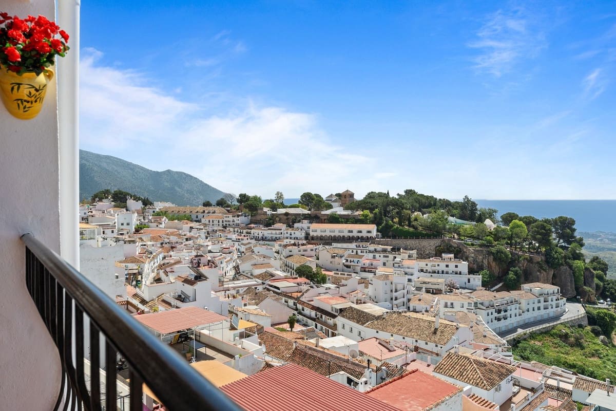 2 soveværelse Lejlighed til salg i Mijas med garage - € 549.000 (Ref: 10112297)