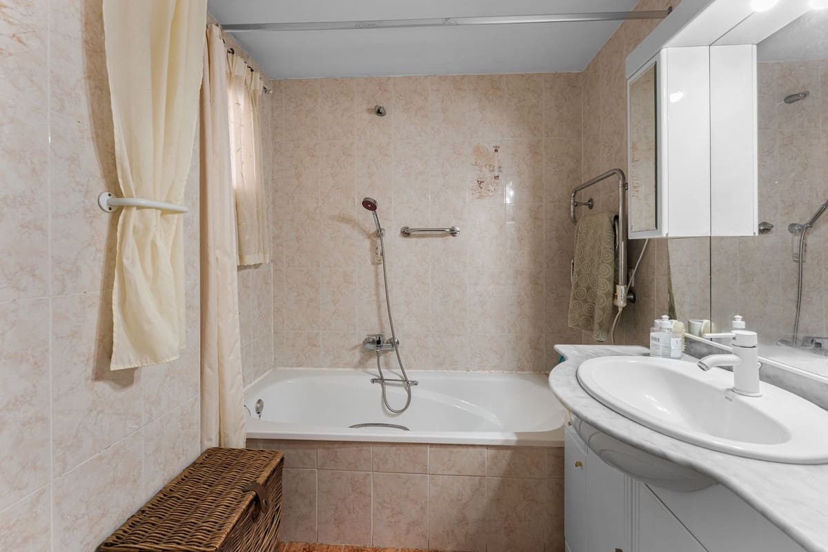 2 bedroom Apartment for sale in Mijas - € 265,000 (Ref: 10112298)