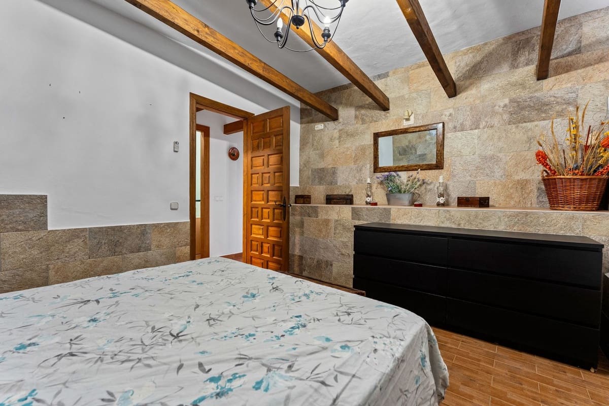 4 soveværelse Villa til salg i Mijas med swimmingpool garage - € 725.000 (Ref: 10112299)