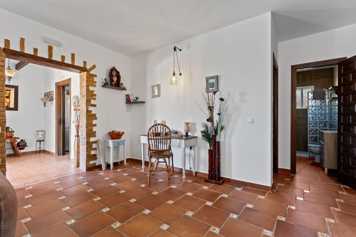 4 soveværelse Villa til salg i Mijas med swimmingpool garage - € 725.000 (Ref: 10112299)