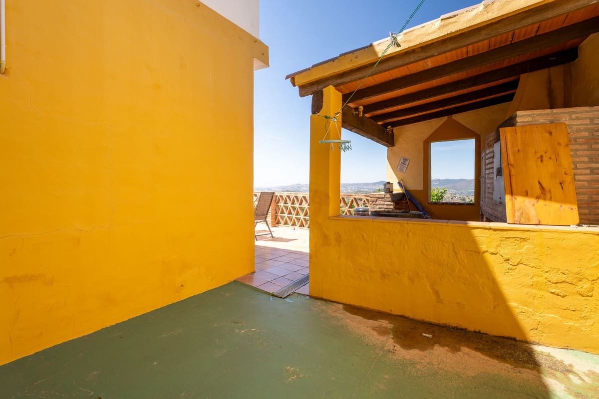 4 soveværelse Villa til salg i Mijas med swimmingpool garage - € 725.000 (Ref: 10112299)
