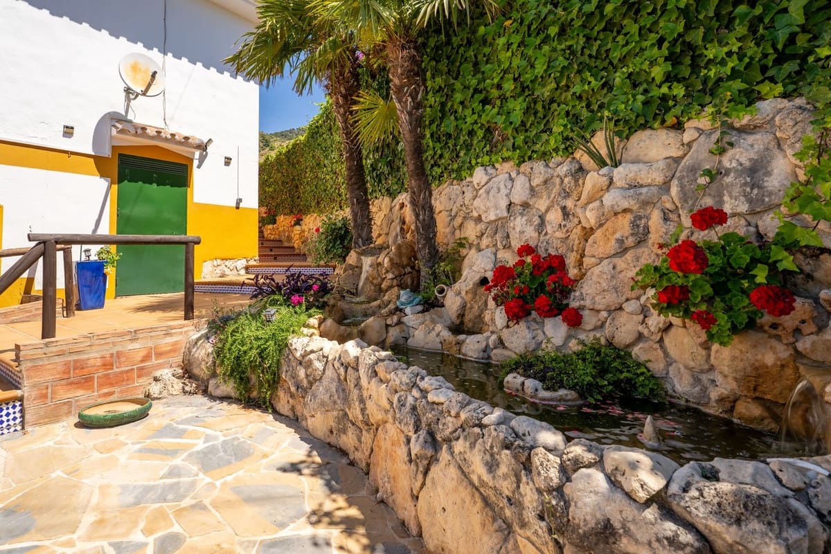 4 soveværelse Villa til salg i Mijas med swimmingpool garage - € 725.000 (Ref: 10112299)