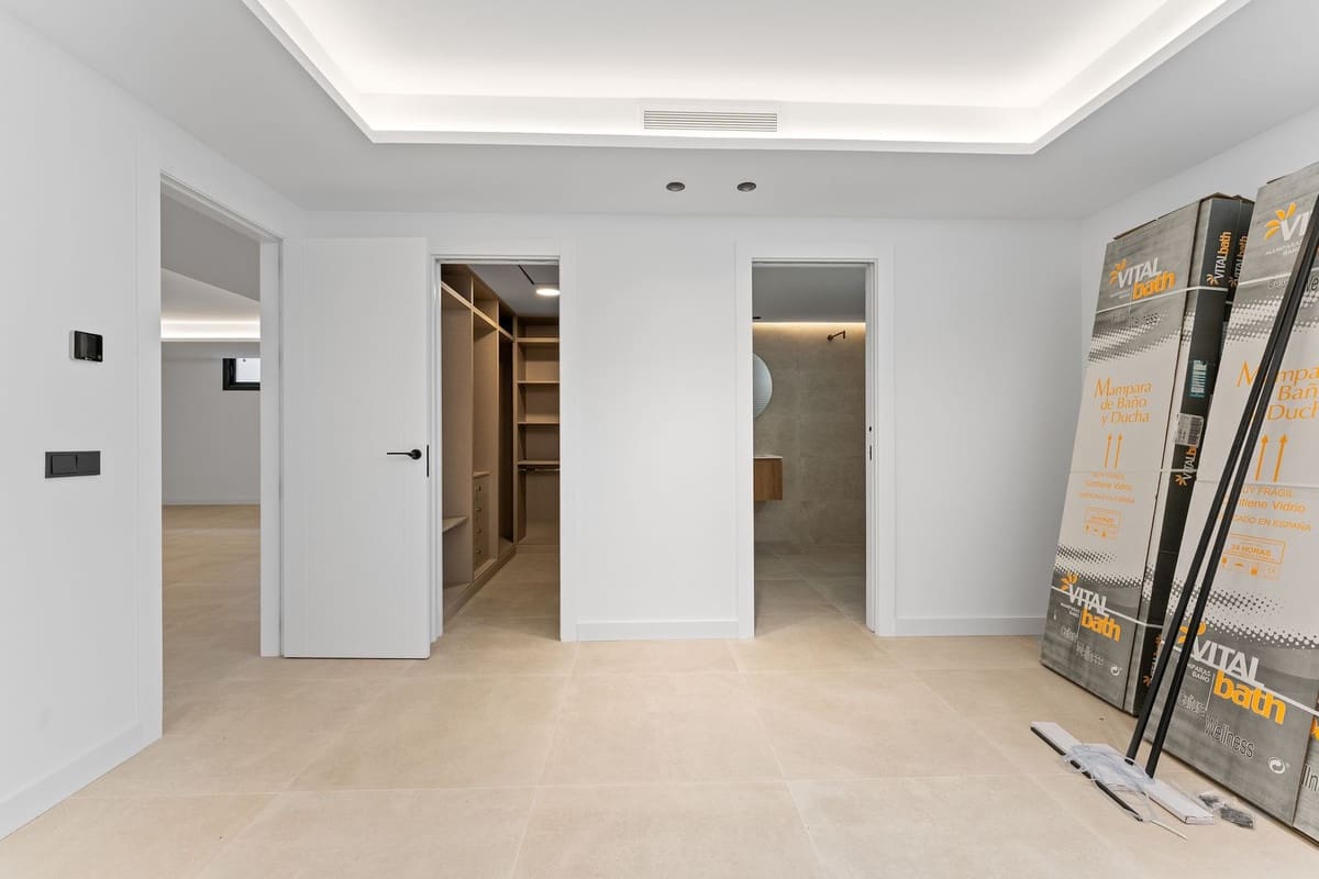 4 slaapkamer Villa te koop in Fuengirola met zwembad garage - € 1.945.000 (Ref: 10112301)