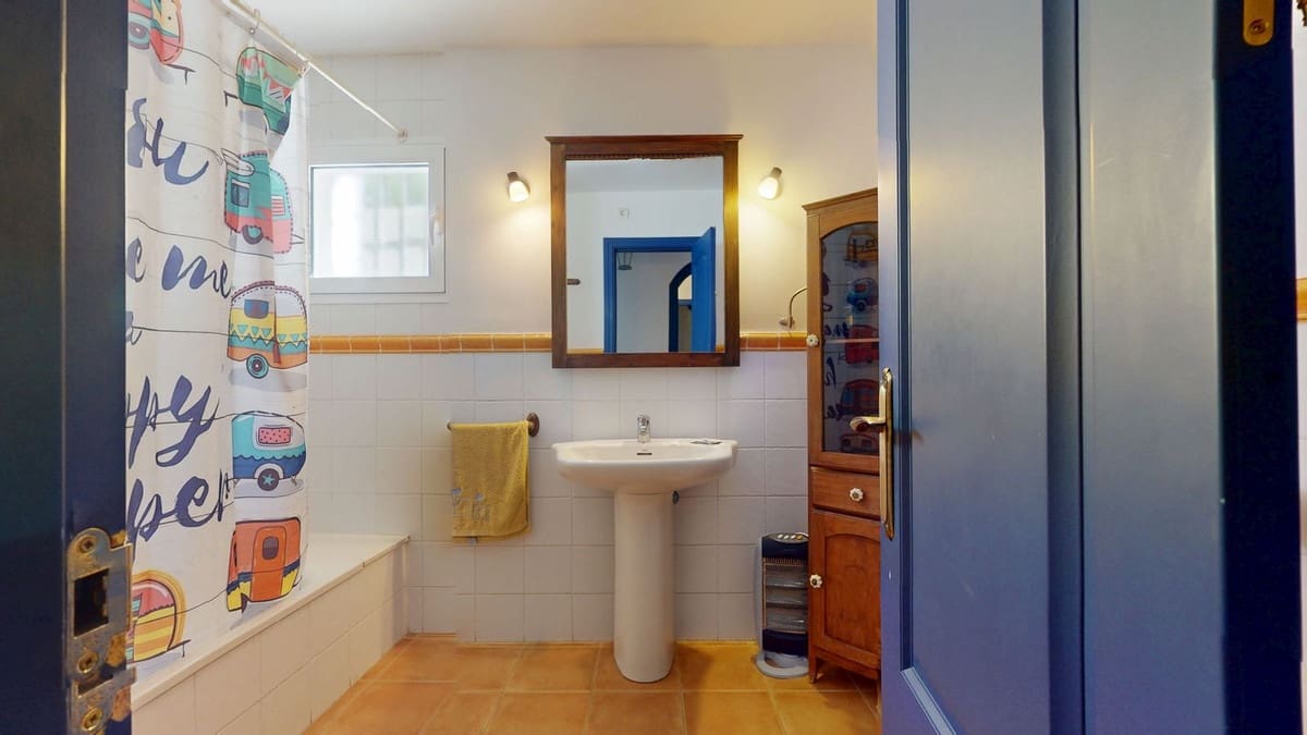 4 bedroom Villa for sale in Valtocado with pool garage - € 1,094,940 (Ref: 10112305)