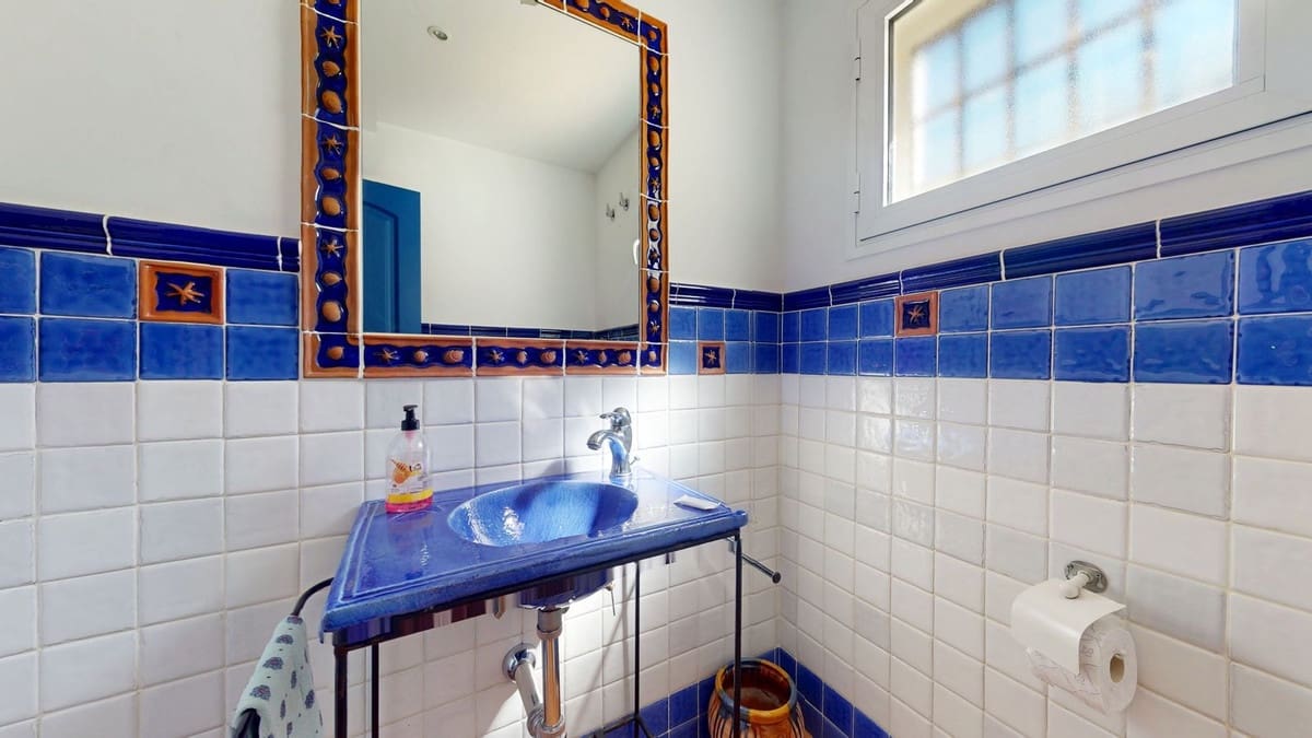 4 bedroom Villa for sale in Valtocado with pool garage - € 1,094,940 (Ref: 10112305)