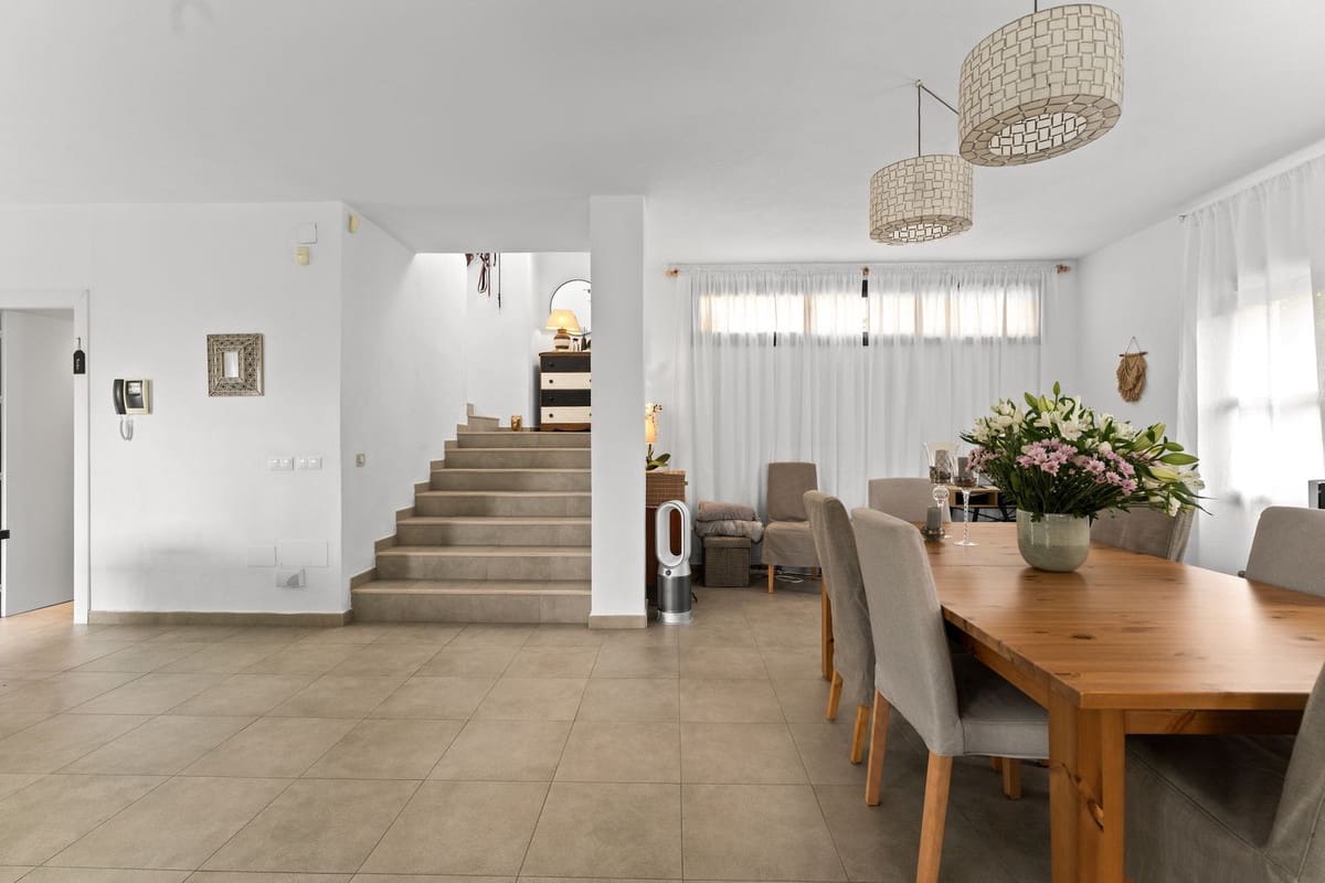 4 camera da letto Villa in vendita in Valtocado con piscina garage - 875.000 € (Rif: 10112306)