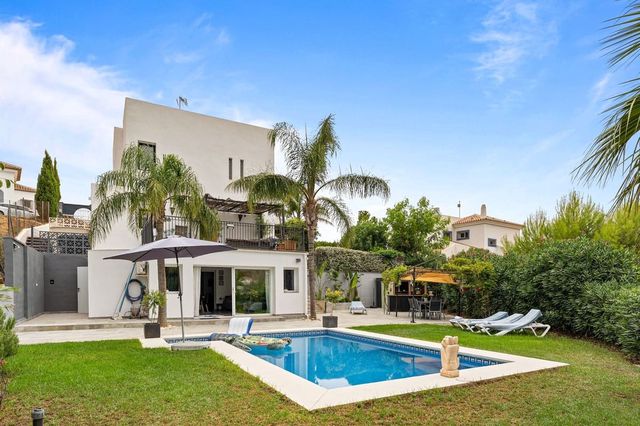 4 camera da letto Villa in vendita in Valtocado, Mijas con piscina garage - 875.000 € (Rif: 10112306)