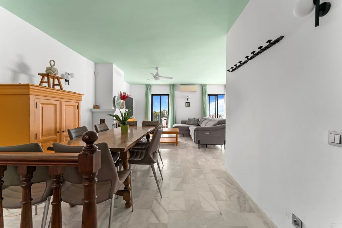 4 soveværelse Byhus til salg i Mijas med swimmingpool garage - € 875.000 (Ref: 10112307)