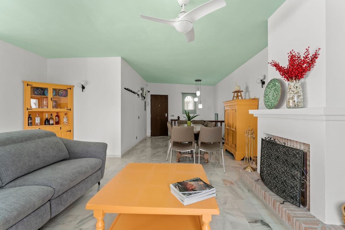 4 soveværelse Byhus til salg i Mijas med swimmingpool garage - € 875.000 (Ref: 10112307)