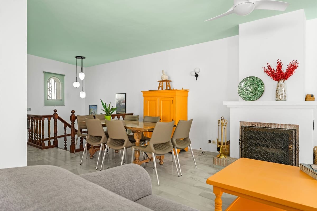 4 soveværelse Byhus til salg i Mijas med swimmingpool garage - € 875.000 (Ref: 10112307)