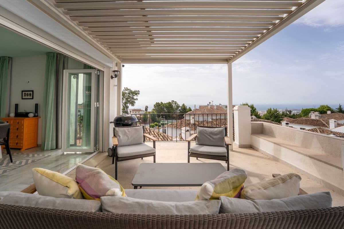 4 soveværelse Byhus til salg i Mijas med swimmingpool garage - € 875.000 (Ref: 10112307)