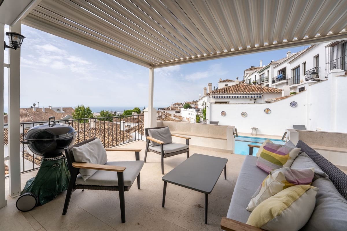 4 soveværelse Byhus til salg i Mijas med swimmingpool garage - € 875.000 (Ref: 10112307)