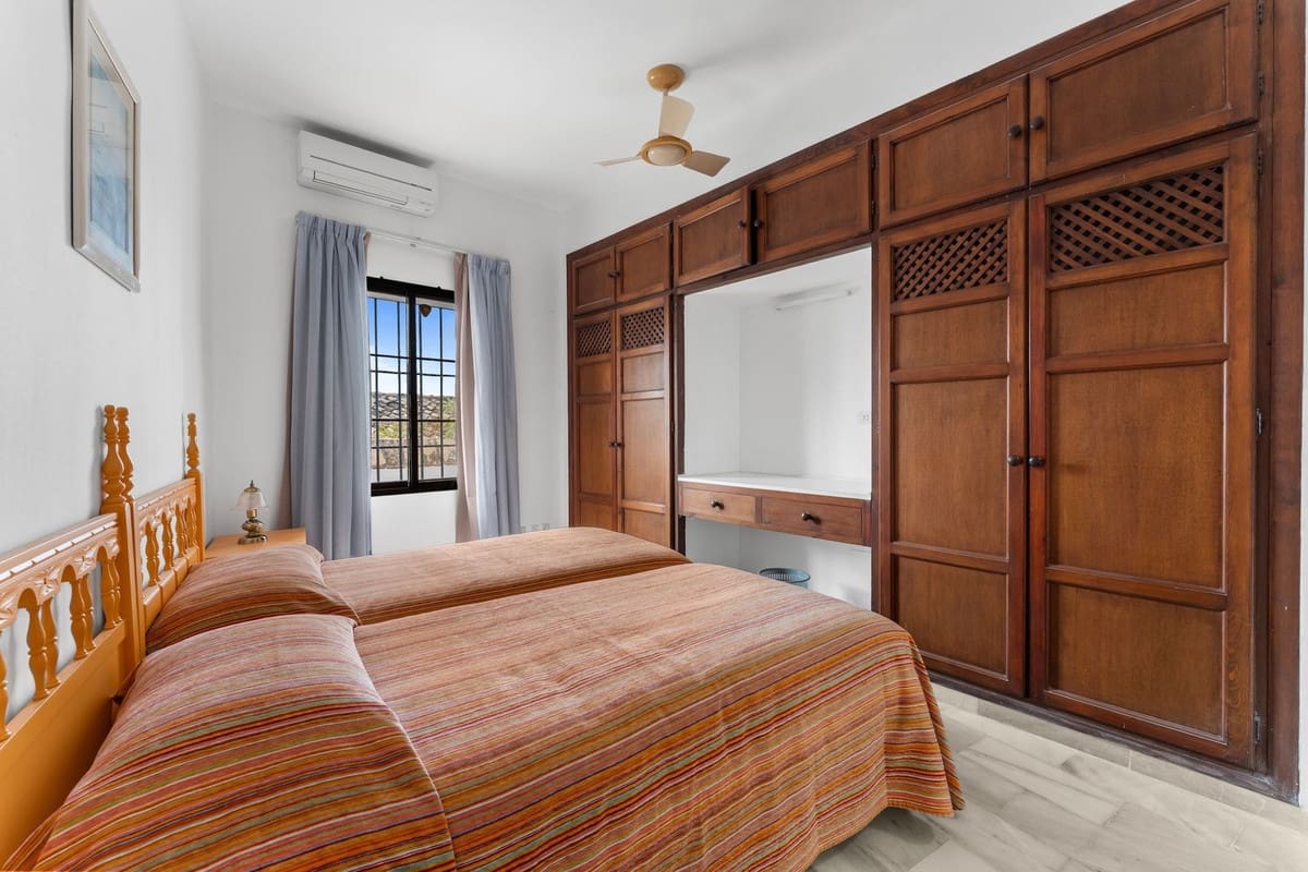 4 soveværelse Byhus til salg i Mijas med swimmingpool garage - € 875.000 (Ref: 10112307)