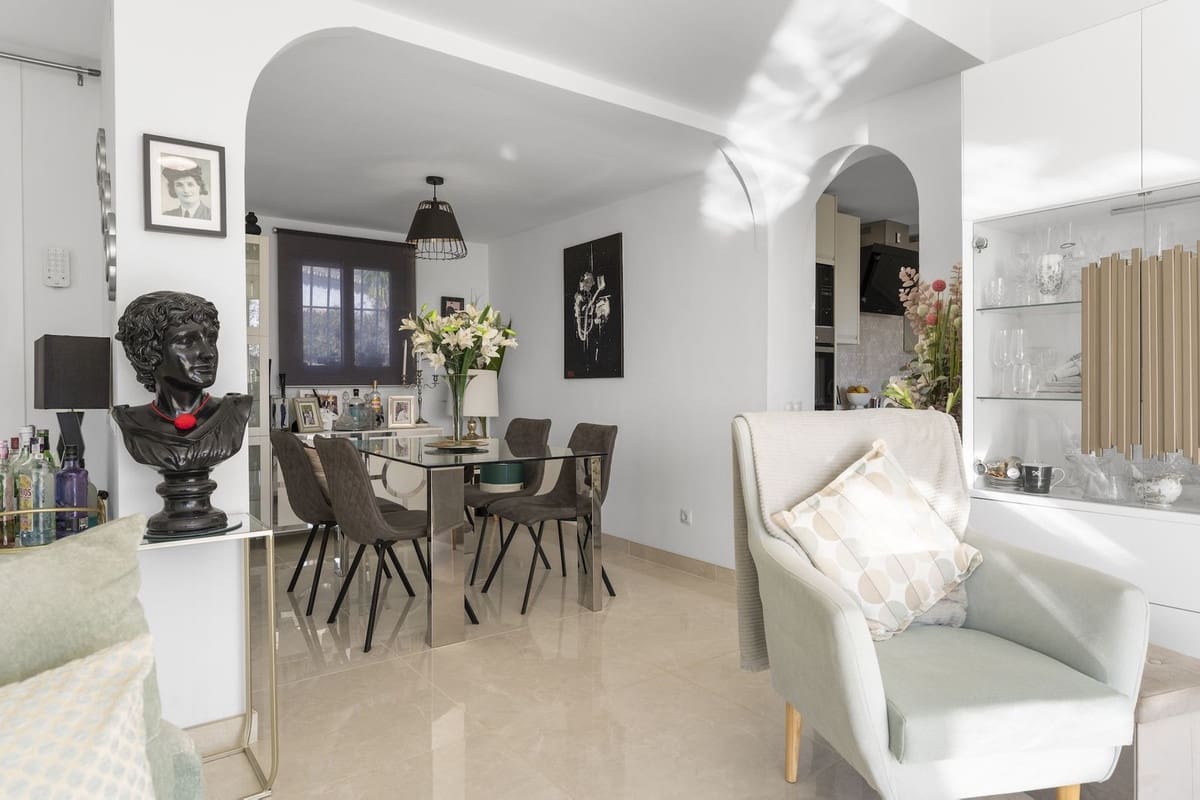 3 soveværelse Villa til salg i Mijas med swimmingpool garage - € 825.000 (Ref: 10112308)