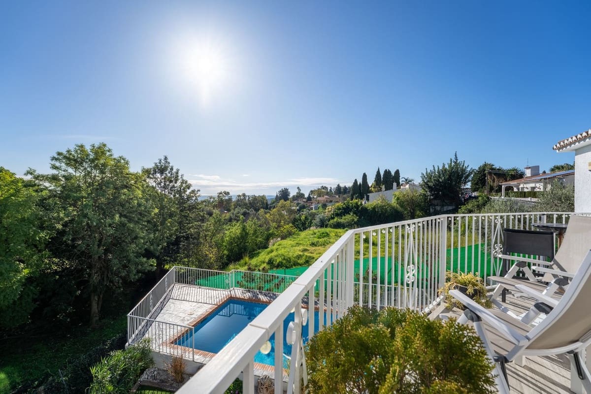 3 soveværelse Villa til salg i Mijas med swimmingpool garage - € 825.000 (Ref: 10112308)