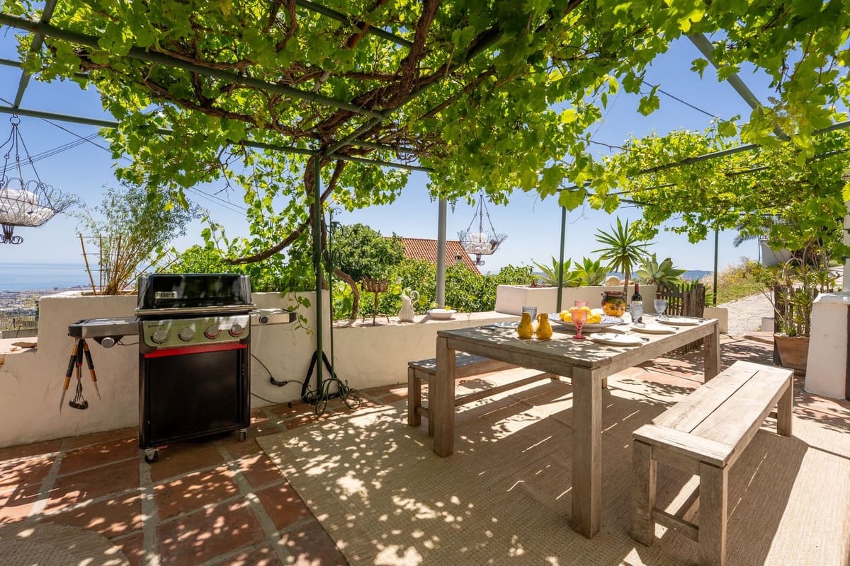 3 soveværelse Villa til salg i Mijas med swimmingpool garage - € 770.000 (Ref: 10112310)