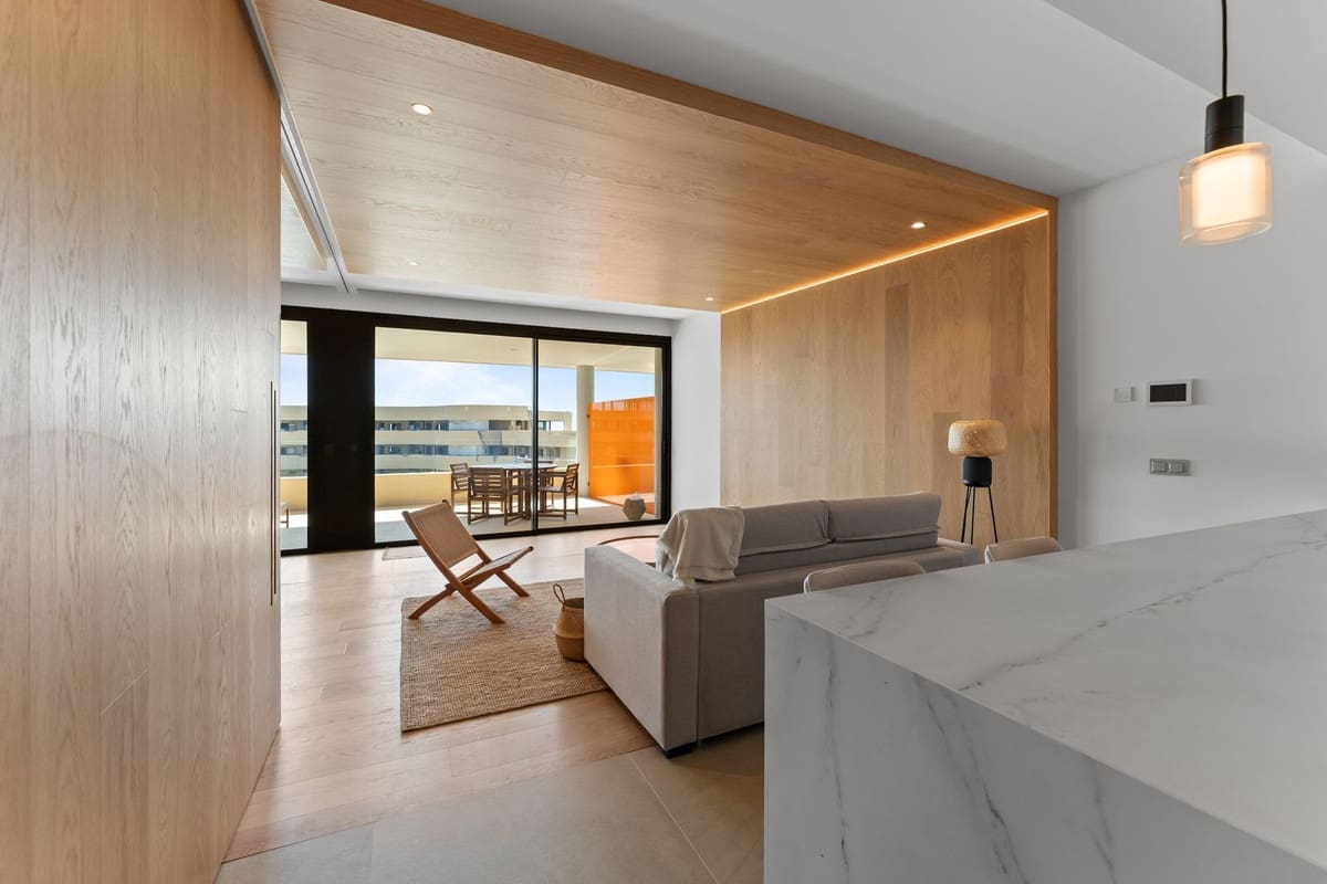 Apartamento de 2 habitaciones en Fuengirola en venta con piscina garaje - 660.000 € (Ref: 10112312)