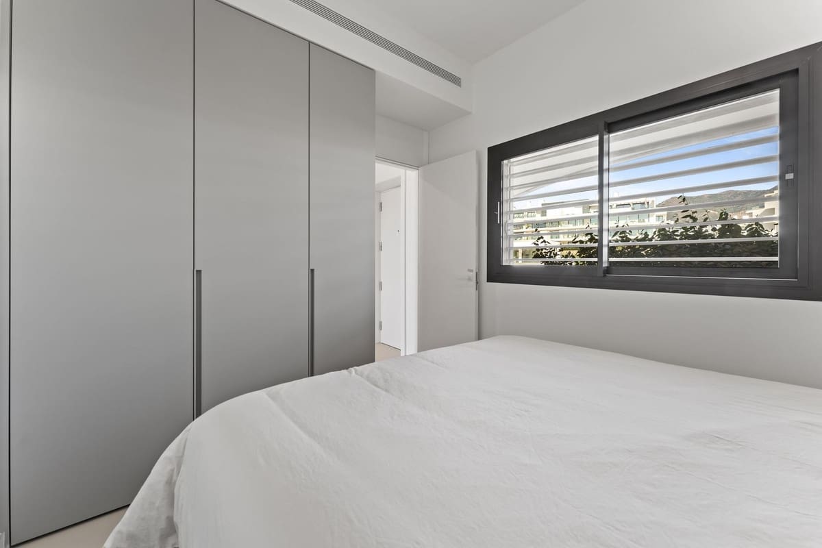 2 soverom Leilighet til salgs i Fuengirola med svømmebasseng garasje - € 640 000 (Ref: 10112313)